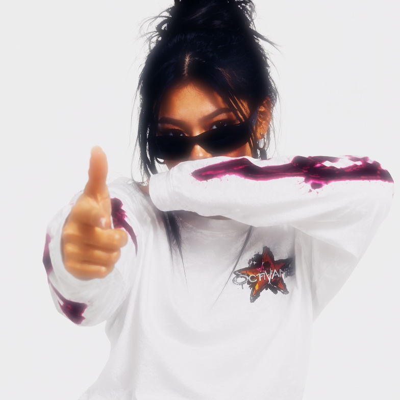 Model showing the magenta sleeve artwork on the OCTIVANE white long sleeve